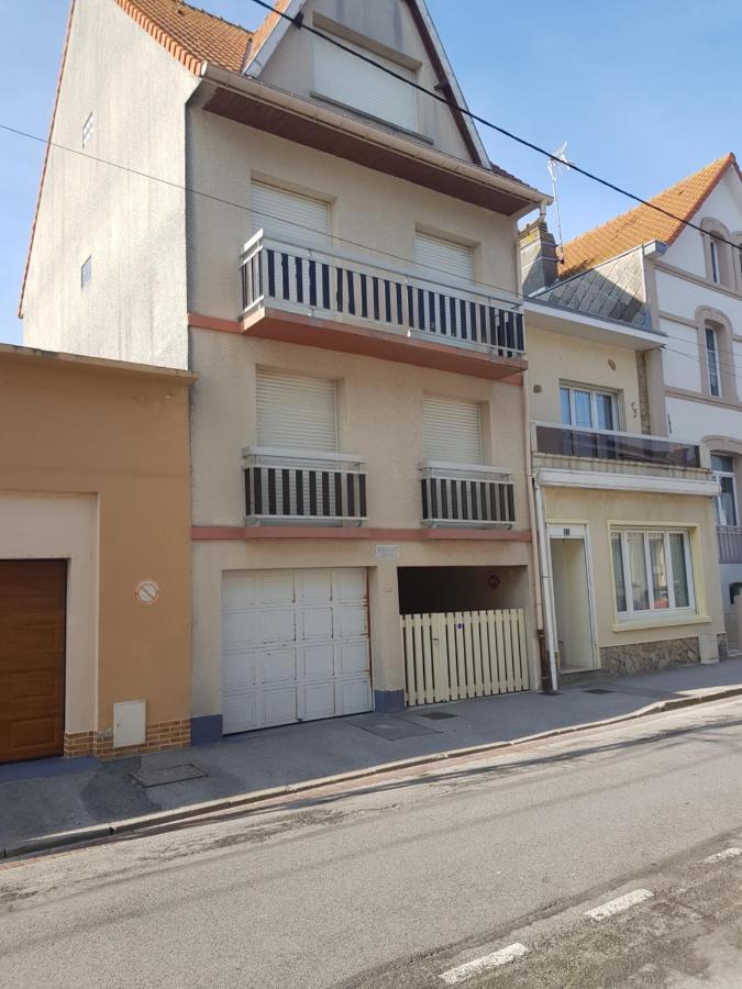 Residence Jeanne 50 M De L'Esplanade Classe 2 Etoiles Berck Exterior photo